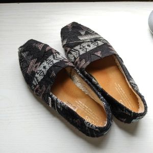 Fuzzy lining TOMS